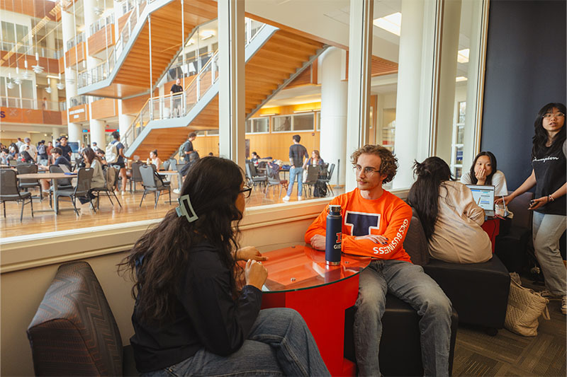 Students in the undergraduate success lab